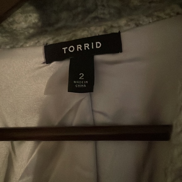 Women Torrid Size 2 Coat - Picture 2 of 8